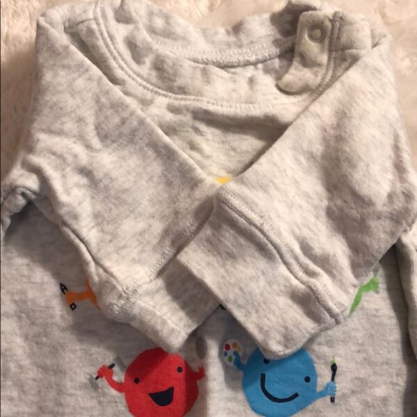 Baby Gap footed jersey onesie, like new, 0-3mos