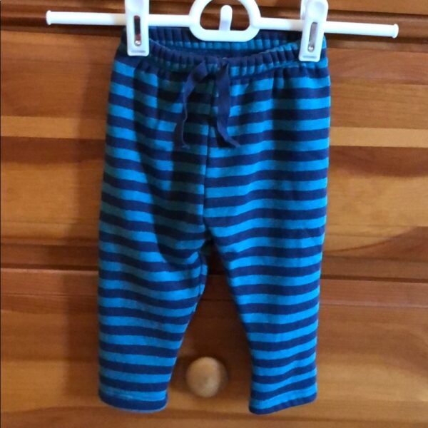 Pair of super soft fleece lined Gap joggers, 3-6mo