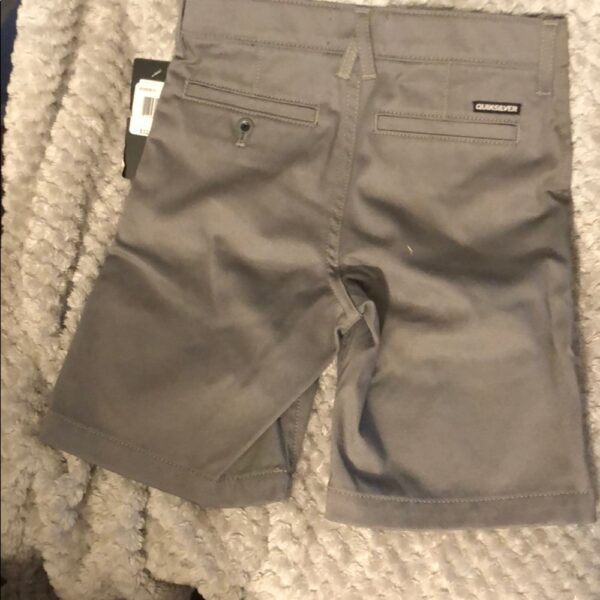 NWT, Pr of grey boys Quiksilver shorts, size 4t