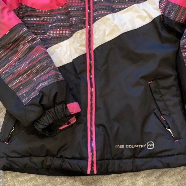 Girls Free Country quilted winter coat, size 4