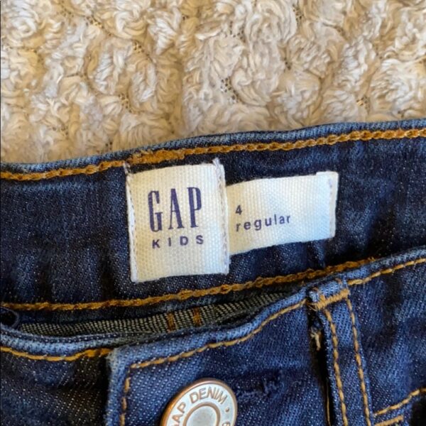 Pr of boy’s Gap dark wash jeans, sz 4 regular