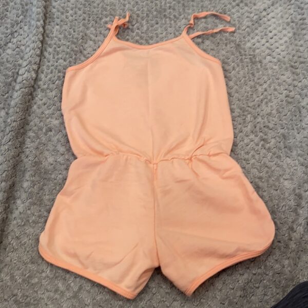 Like new, Tiny Whales romper, size 4