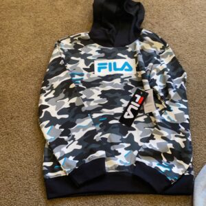 NWT, boy’s hooded Fila sweatshirt, size Medium (10/12)