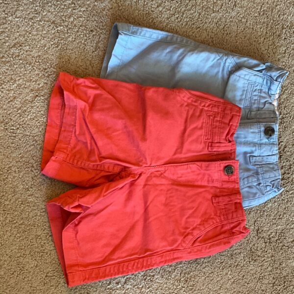 2 prs of BabyGap boys khaki style shorts, size 3