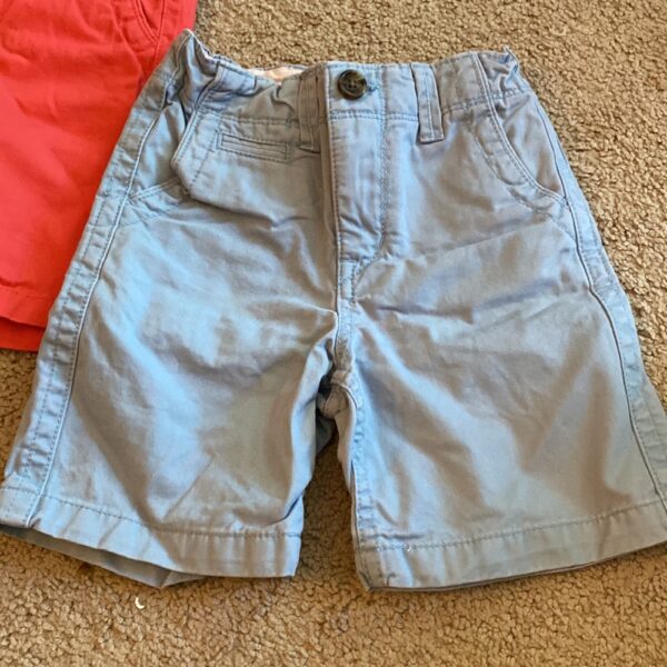 2 prs of BabyGap boys khaki style shorts, size 3