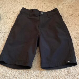 Pr of boy’s Quiksilver Amphibian shorts, sz 4