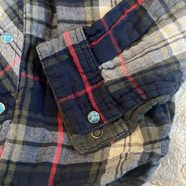 100% cotton, flannel button up shirt by Bit’z Kids, size 5/6