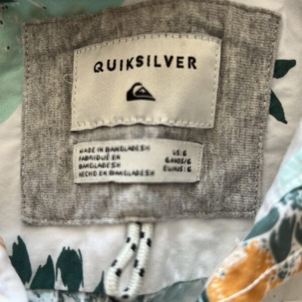 Boy’s short sleeved button up Aloha shirt by Quiksilver, size 6
