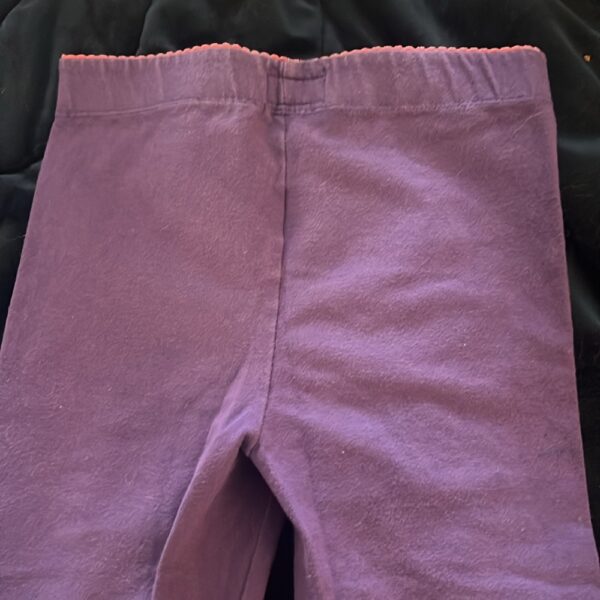 Hatley, like new, pair of girl’s dark purple leggings, size 5