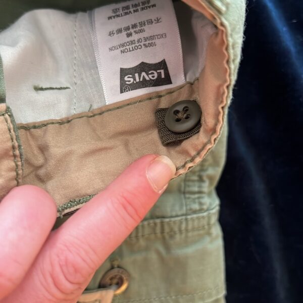 NWOT, Levi’s pair of boys olive green lightweight cargo shorts, sz 6 regular