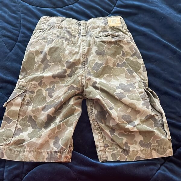 GAP, pair of boy’s washed camo cargo shorts, size 7 slim