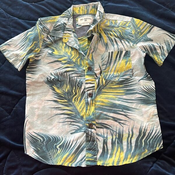 Billabong, boy’s lightweight Aloha shirt, size 5