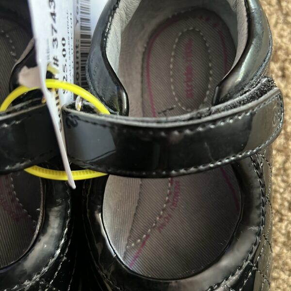 Stride Rite, like new, pr of girl’s black patent leather dress shoes, sz 7