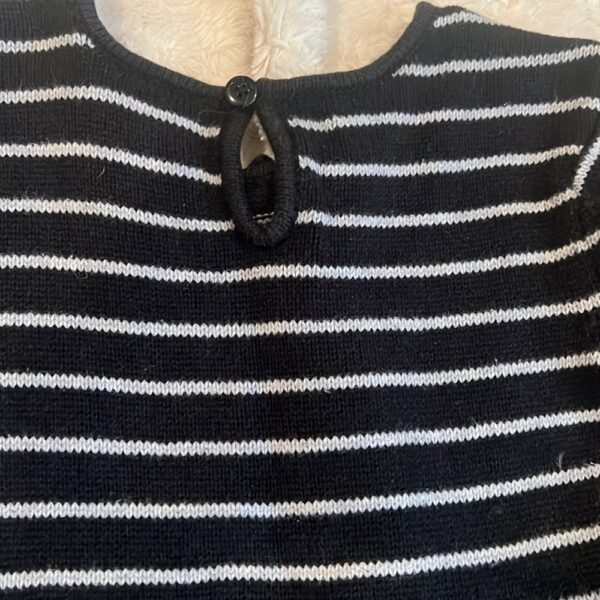 Hanna Anderson, adorable long sleeve sweater dress, size 110 (5-6)