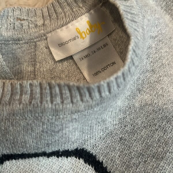 Bloomies by Bloomingdales, like new, heavy weight pants and sweater, size 24 mos