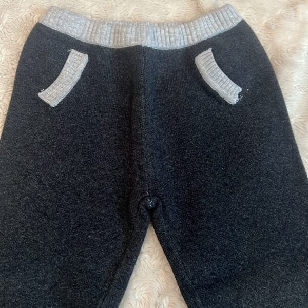Bloomies by Bloomingdales, like new, heavy weight pants and sweater, size 24 mos