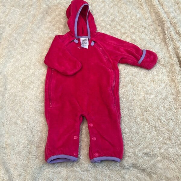 NWOT, North Face, infant lightweight fleece one pc, size 0-3 months