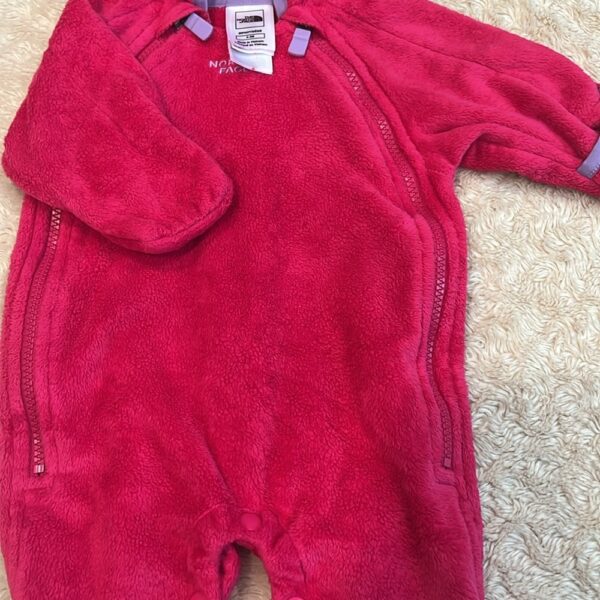 NWOT, North Face, infant lightweight fleece one pc, size 0-3 months