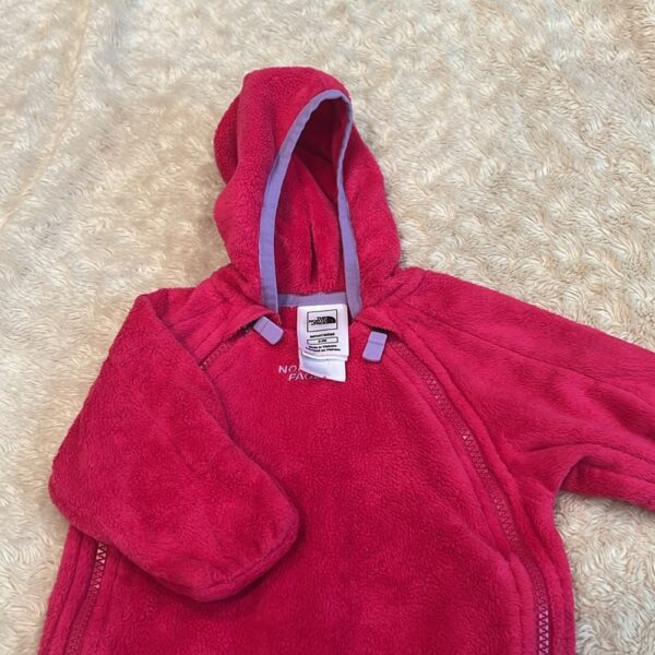 NWOT, North Face, infant lightweight fleece one pc, size 0-3 months