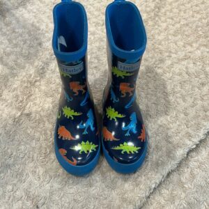 Hatley, pair of boy’s rainboots, dinosaur pattern, sz 12