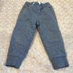 GAP, grey fleece lined boy’s joggers, size 3