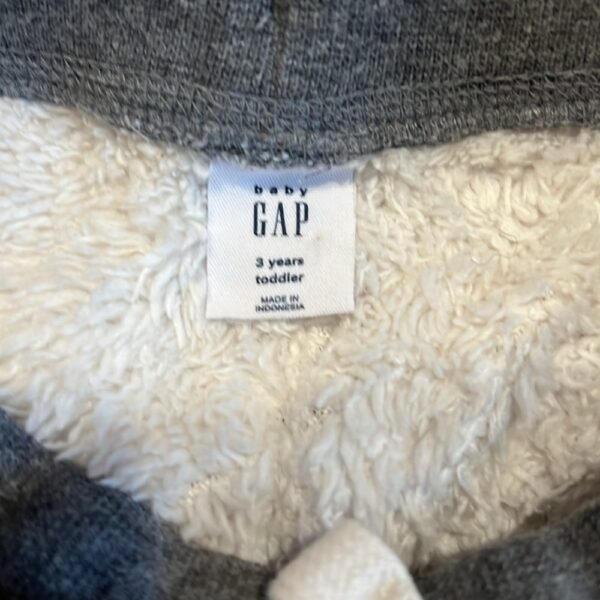 GAP, grey fleece lined boy’s joggers, size 3