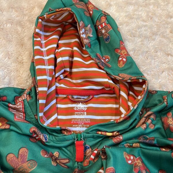 Disney, NWT, zip up Christmas onesie for Marvel, size 5/6