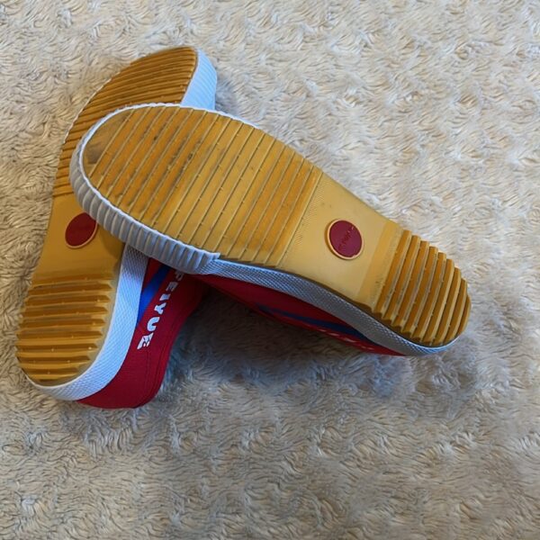Feiyue, worn once, pair of red no tie sneakers, great for parkour and ninja, sz2