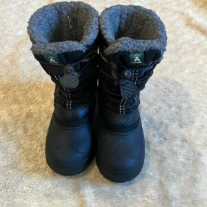 Kamik, pr of black snow boots, sz 1
