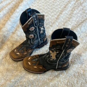 Dan Post, pair of boy’s cowboy boots, size 12