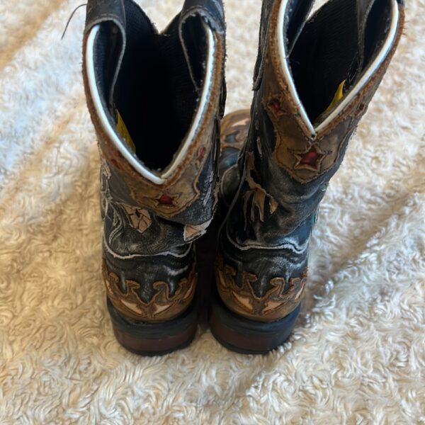 Dan Post, pair of boy’s cowboy boots, size 12