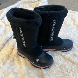 Baffin, girls black and pink tall snow boots, size 2