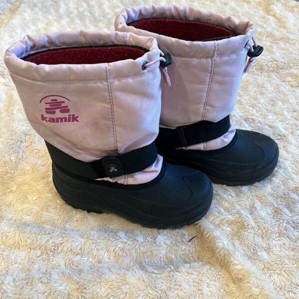 Kamik, pair of girl’s snow boots, black and light pink, size 2