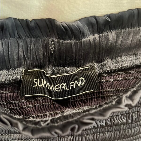 Summerland, elegant dark gray tiered skirt, size M