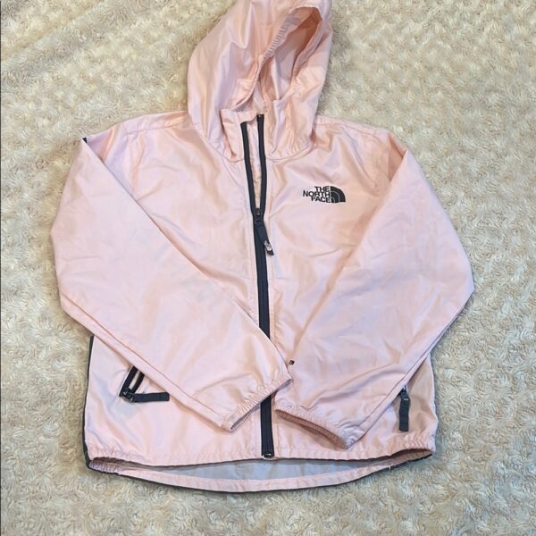 The North Face Light Pink/Peach Girls Windbreaker, Size 6/7