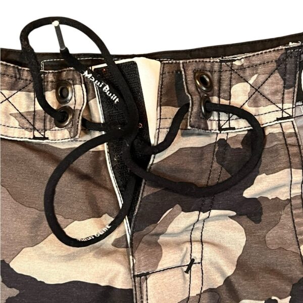 Maui Built Boys Camo Swim Trunks, Size 20 (6)