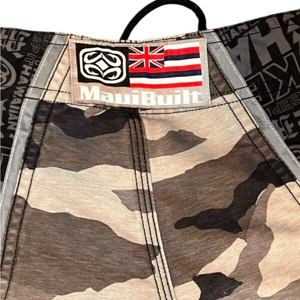 Maui Built Boys Camo Swim Trunks, Size 20 (6)