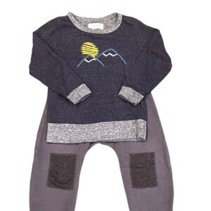 Miki Miette Boy’s Jogger Sweatpants with Long Sleeved Shirt, Size 24 months