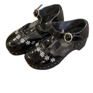 Hanna Andersson Black Dress Shoes with Snowflake Accents, Size 27 (10/10.5)