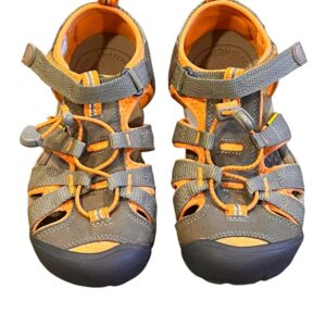 Like New, Keen, Kids Water/Hiking Sandals, Size 2